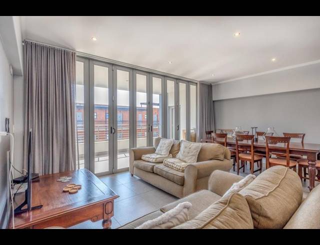 2 BEDROOM APARTMENT FOR SALE IN MELROSE NORTH